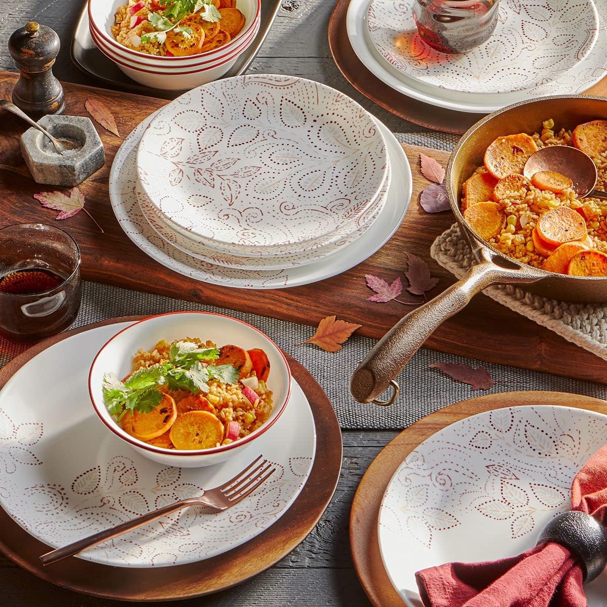 12-Piece Dinnerware Set Service for 4 red, White X661641