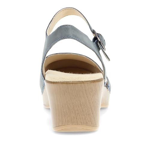 Closed-Toe Sandal with Arch Support J777