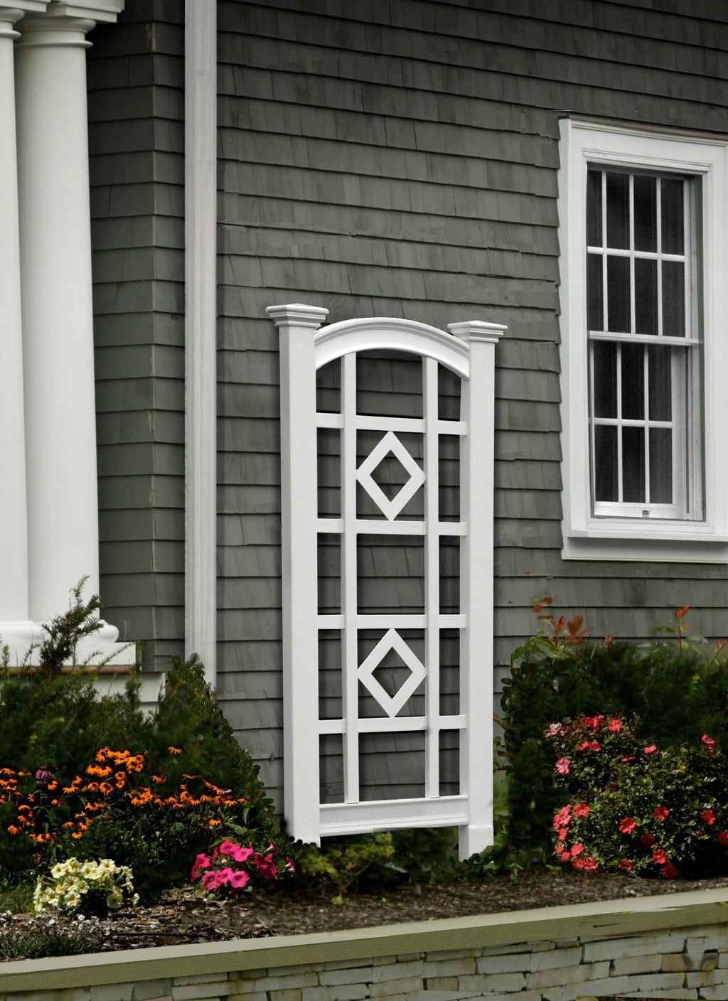 White Vinyl Trellis V699