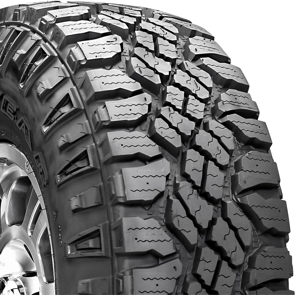 LT265/70R17 121Q Radial Tire G947759