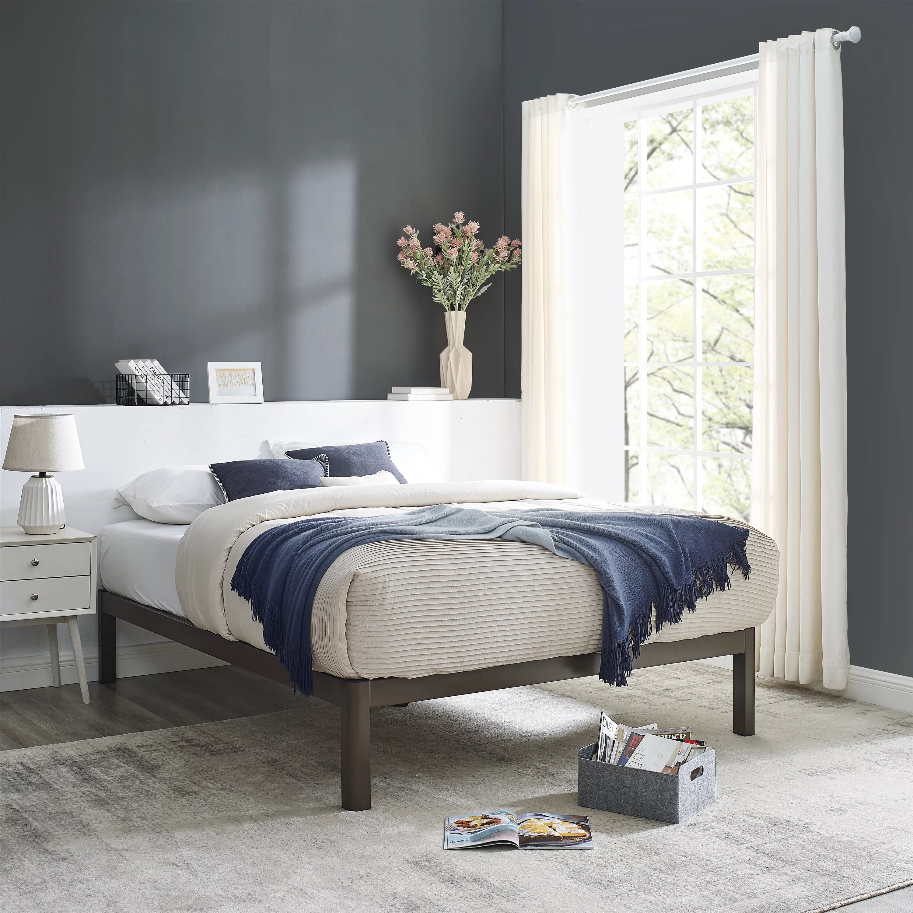Queen Wood Slat Metal Platform Bed Frame E5474