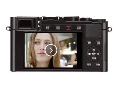 Digital Camera N588526