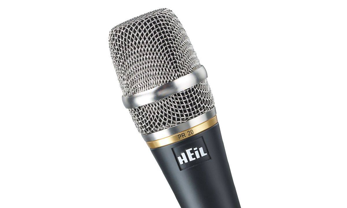 Dynamic Cardioid Handheld Microphone Q892699
