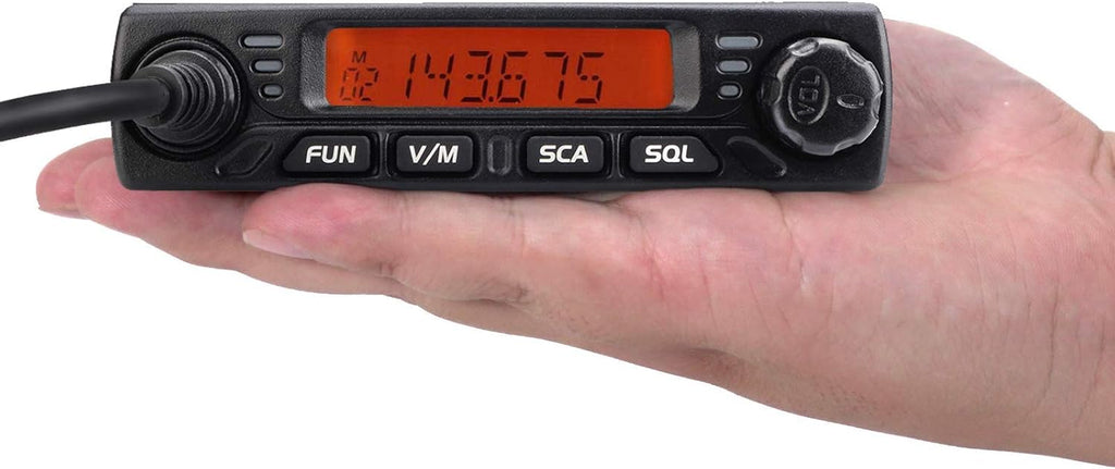 Mobile Radio with Handheld Microphone L7841