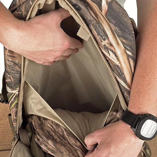 Camo Water-Resistant Hunting Daypack A564
